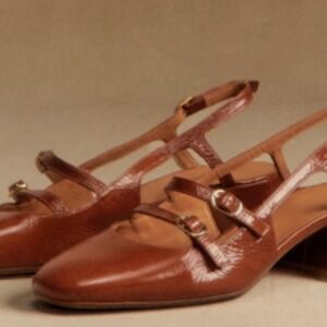 Sezane: PAULA BABIES  Patent Camel leather slingback shoes